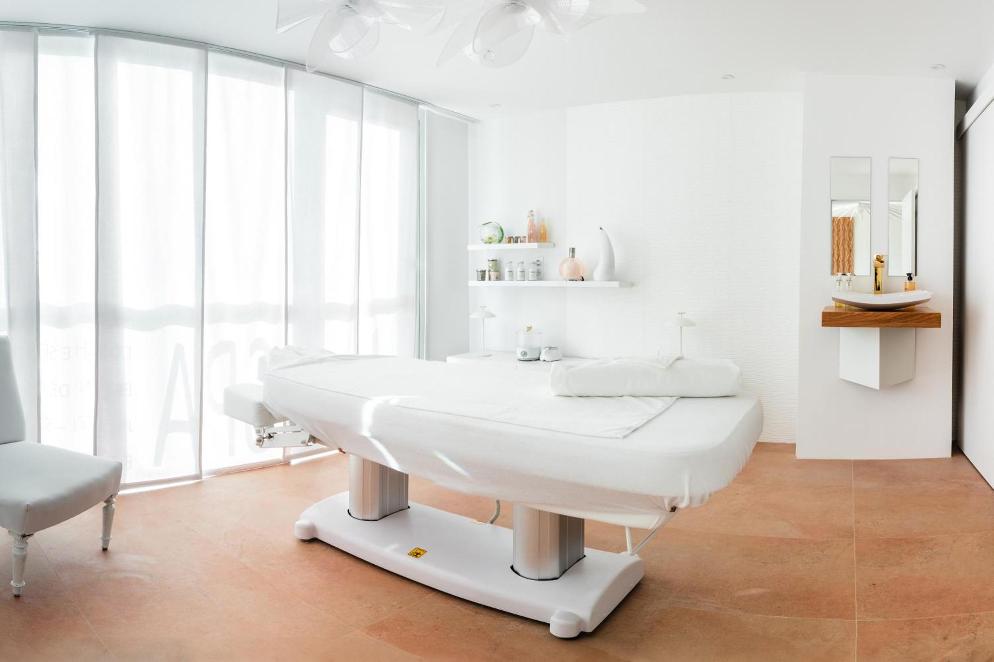 Domaine De Mende Brenoux Suites & Spa Ngoại thất bức ảnh